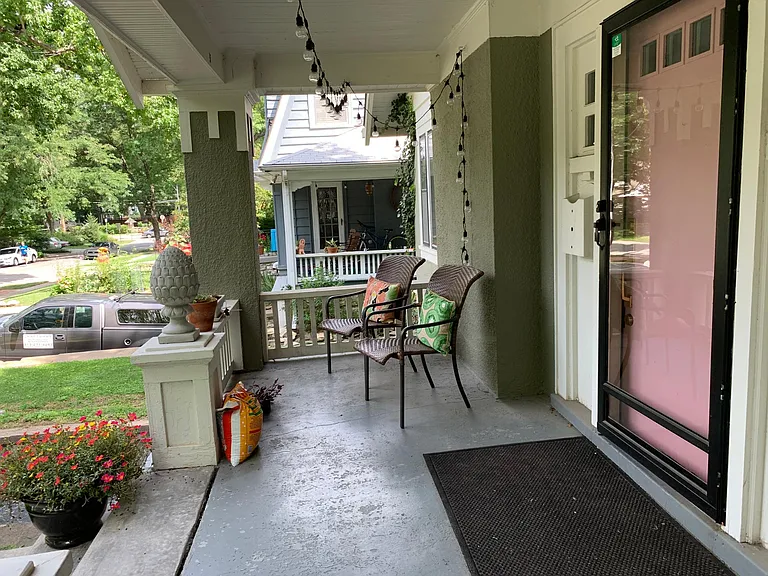5523 Holmes St — Photo 7