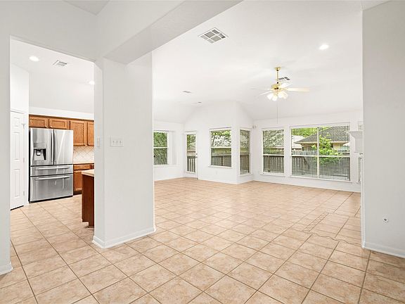 5th image of 142 S Veranda Ridge Dr
