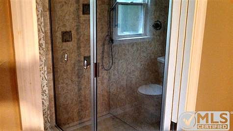 2nd image of 2911 Primrose Ln #3