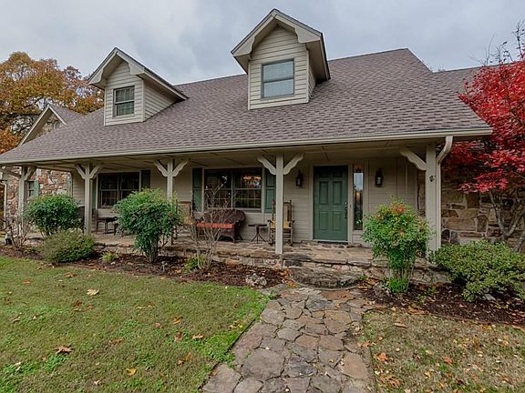2nd image of 1115 E Longview Dr