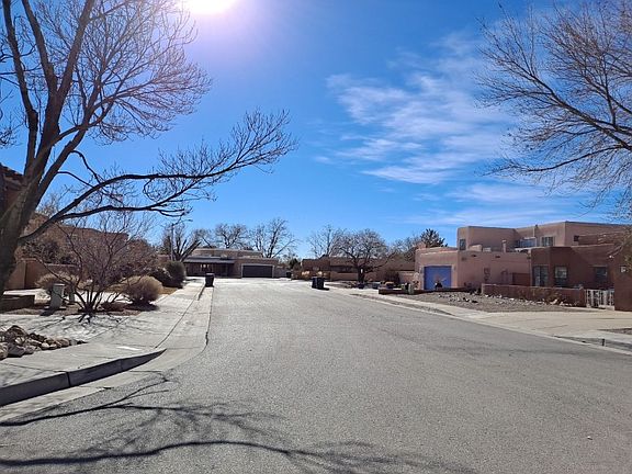 4th image of 2100 Ryan Pl NW