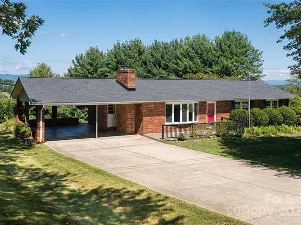 116 Dix Creek Chapel Rd, Asheville, NC 28806