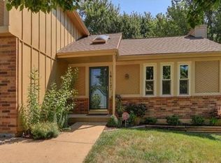 16117 W 141st Cir, Olathe, KS 66062