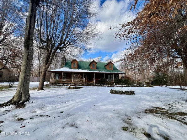 526 Oak Leaf Ln, Seymour, TN 37865