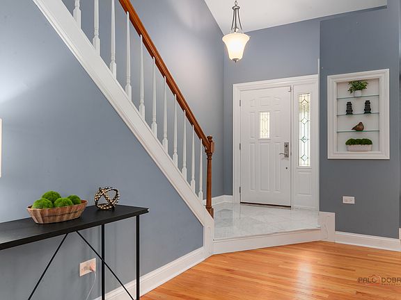 5th image of 228 Southridge Dr