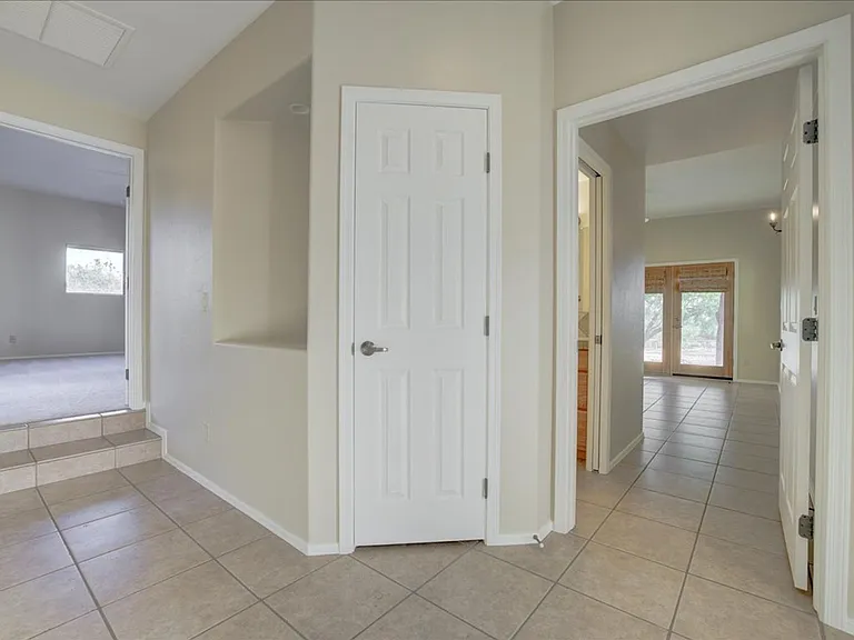 4750 N Bonanza Ave — Photo 44