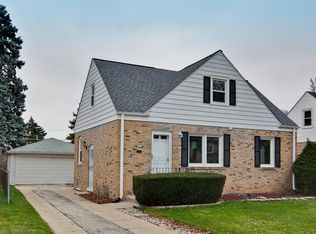 507 N Maple St, Mount Prospect, IL 60056