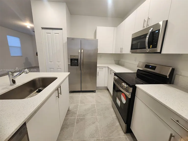 2429 SE 28th Dr #2429 — Photo 9