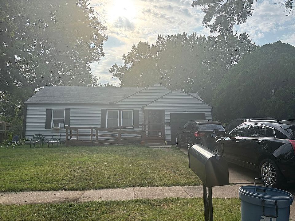 1st image of 1445 N Broadview St