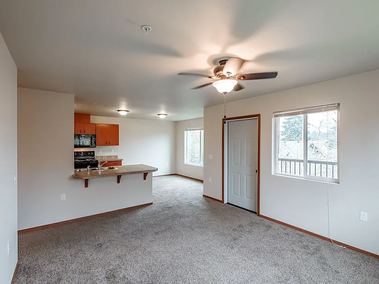 Aspen Place Apartments — Photo 130