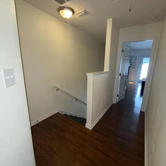 1131 Century Oaks Dr #C — Photo 16