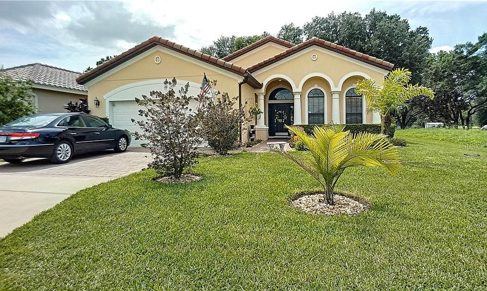 1st image of 385 Villa Sorrento Cir