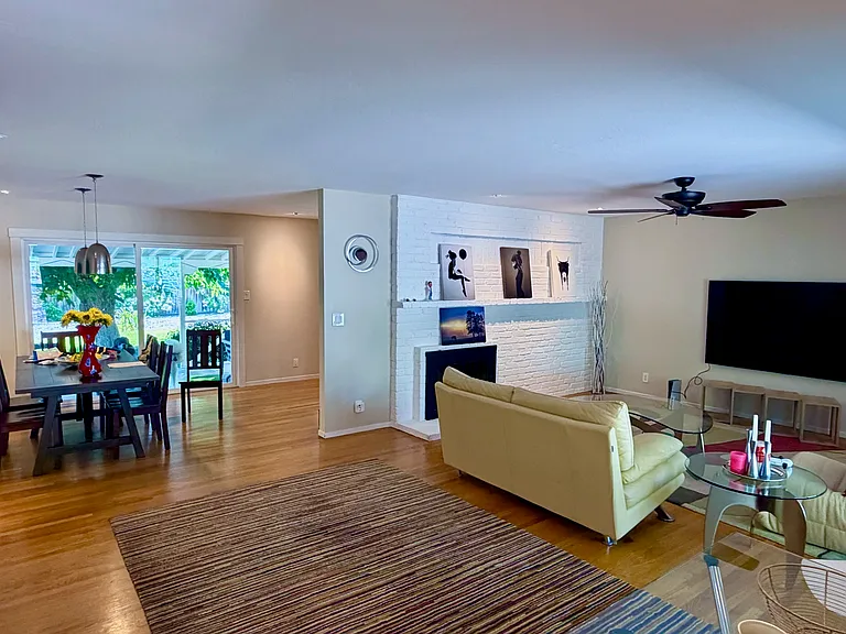 145 Austin Ln — Photo 5