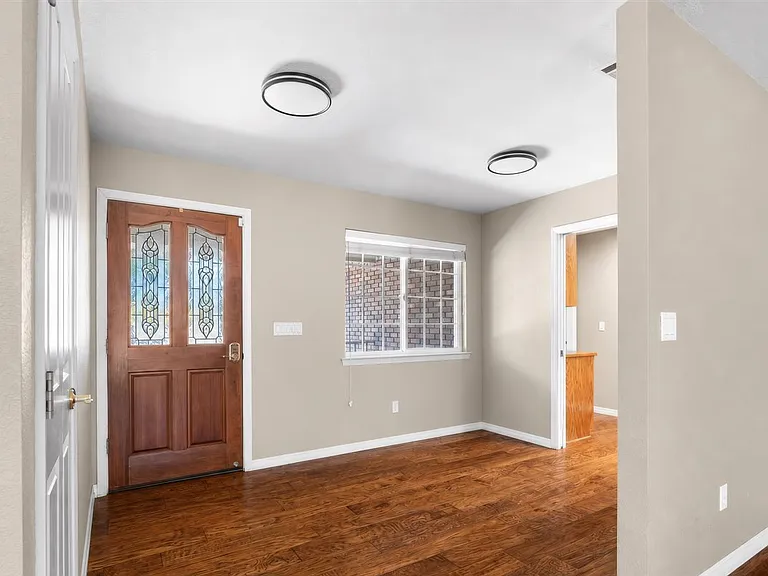 688 Willow Rd — Photo 14