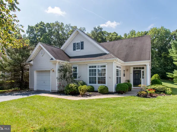 43 Pinflower Ln, West Windsor, NJ 08550