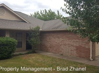327 Lois St, Waxahachie, TX 75165