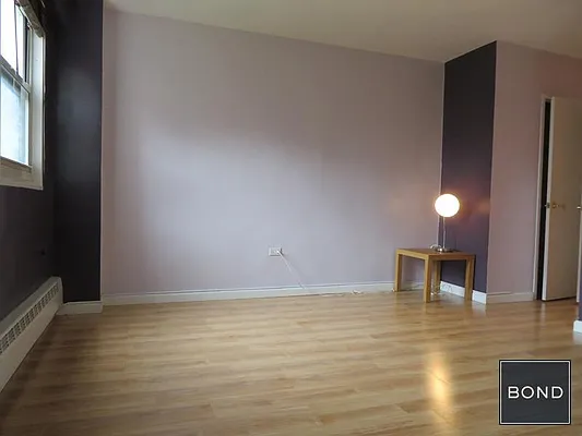 Sold by Bond New York | media 9