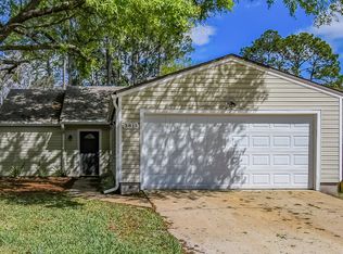 3813 Tree Lake Dr, Jacksonville, FL 32257