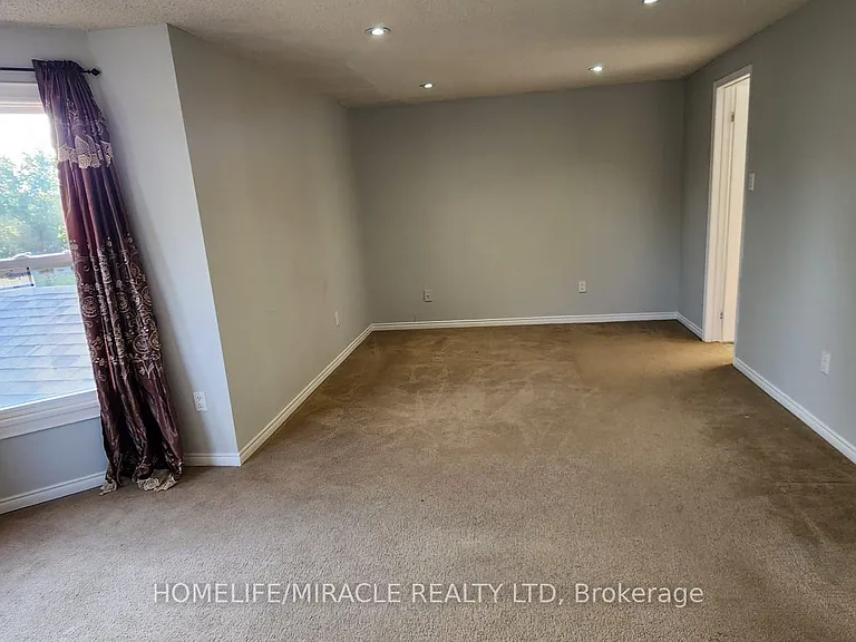 264 Wright Cres — Photo 14