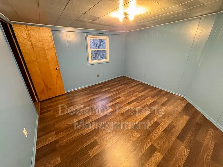 474 Spang Ave — Photo 26