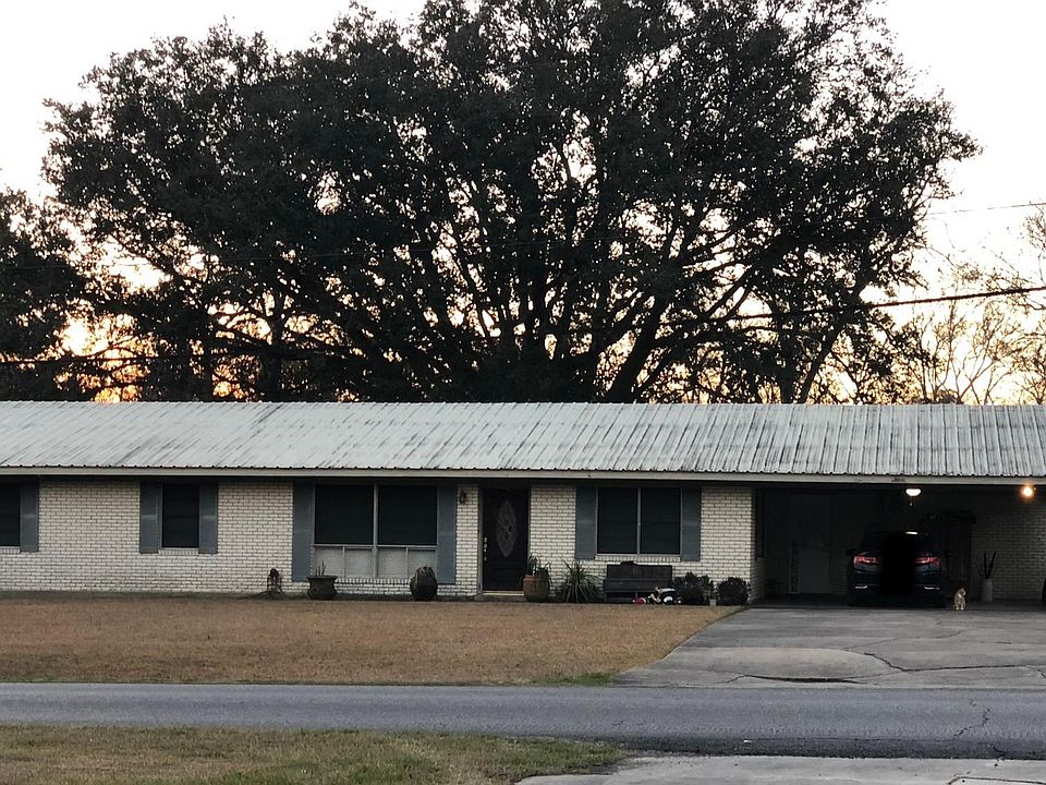 1st image of 214 Espasie Dr