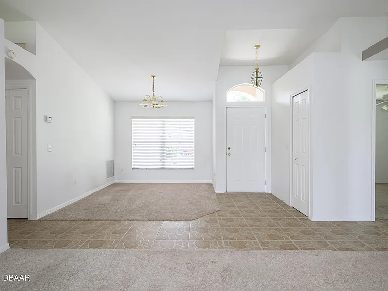 1712 Arash Cir — Photo 8