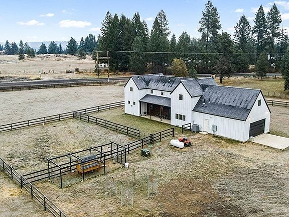 4th image of 1522 E Eloika Lake Rd