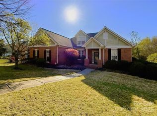 2008 Emerald Pines Dr, Tega Cay, SC 29708