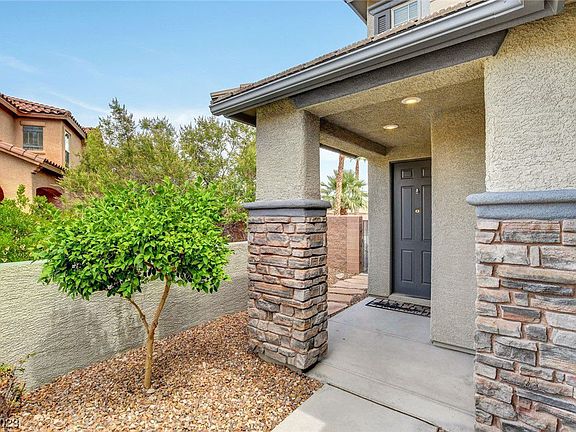 3rd image of 11605 Grotta Azzurra Ave