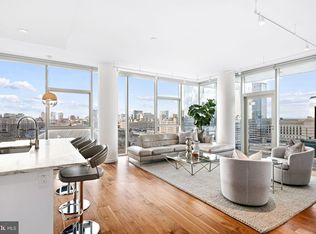 210 S 25th St #1401, Philadelphia, PA 19103