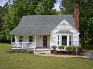 7824 Belmont Stakes Dr, Midlothian, VA 23112