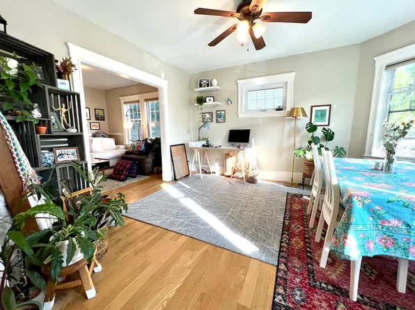 29 Wood St #1, Cambridge, MA 02140