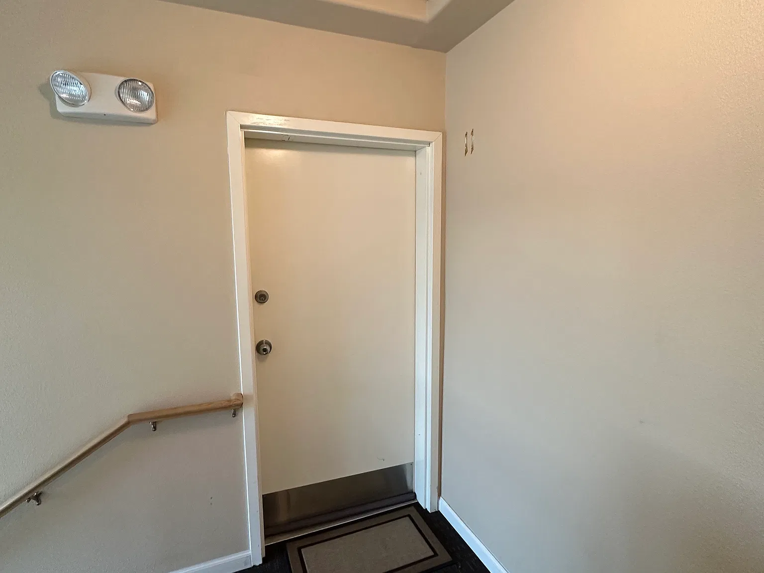 2 bed, 1.5 bath, 796 sqft, $1,750 — Photo 4