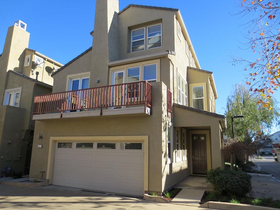 1st image of 1477 Oliver Pl