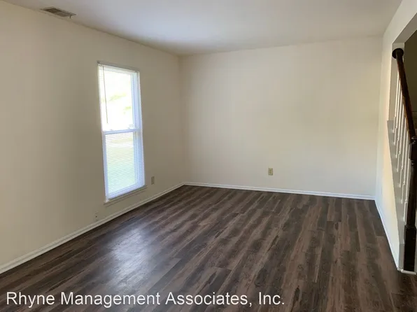 7320 Stuart Dr, Raleigh, NC 27615