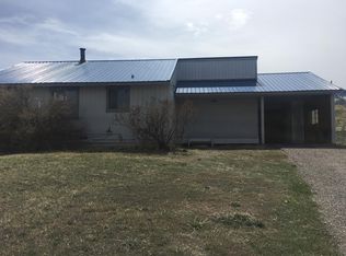 1030 S 10th St, Challis, ID 83226