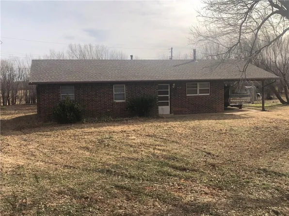 912 SE Manilla Ave, Geary, OK 73040