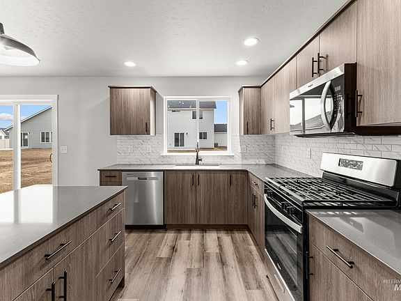 5th image of 5408 S Desert Cactus Ave