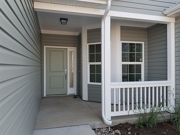 4th image of 3213 Osborne Dr