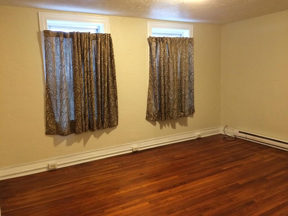 Living room.