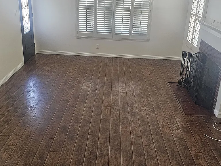 7820 Vantage Ave — Photo 3
