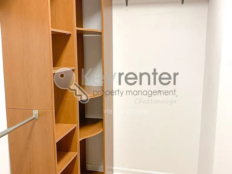 7716 Royal Harbour Cir — Photo 40