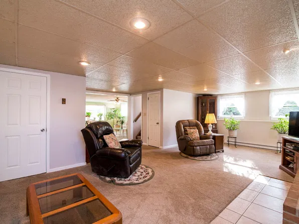3329 Wilhelm Ln, Manchester, MD 21102