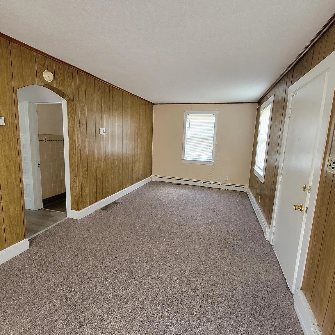 4 bed, 860 sqft, $2,350 — Photo 2