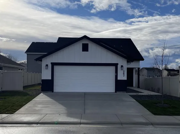 247 W Willow Dale Dr, Kuna, ID 83634