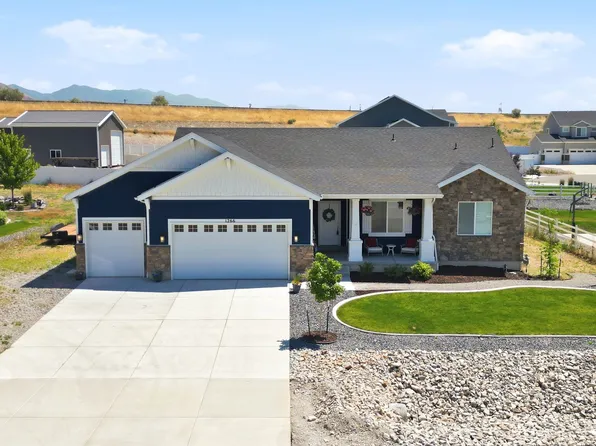 1266 E Blue Moon Dr N #9, Lake Point, UT 84074