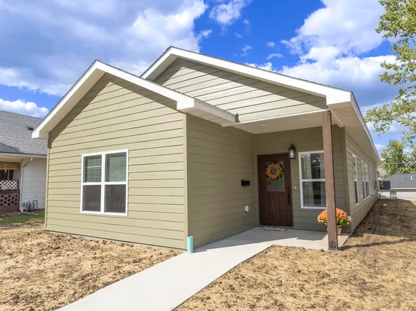 905 Bond St, Moberly, MO 65270