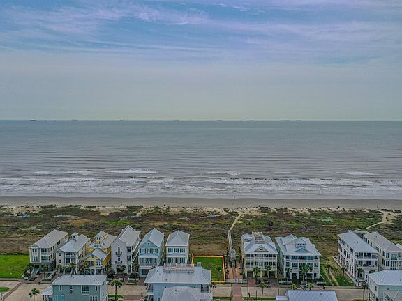 3rd image of 1717 Seaside Dr