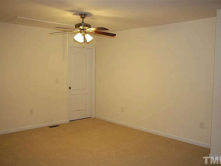 721 Sweet Laurel Ln — Photo 11