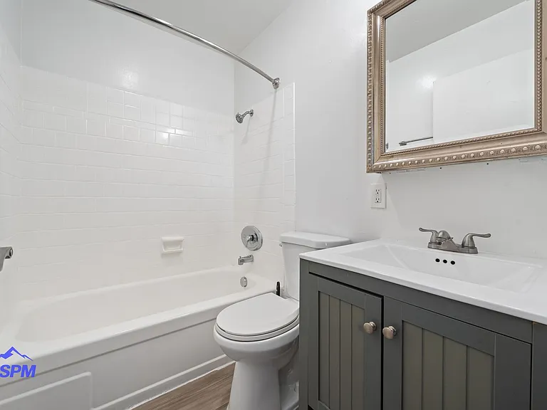Willow Glen Apartments — Photo 17